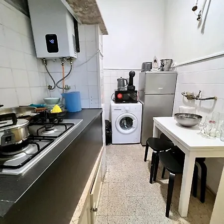 Cosy Mouraria Appartamento Lisbona