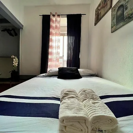 Cosy Mouraria Apartament