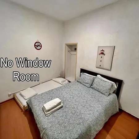 Cosy Mouraria Appartamento Lisbona