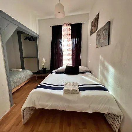 Cosy Mouraria Lejlighed *