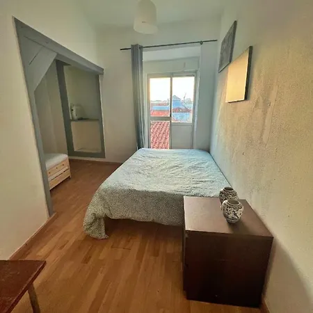 Cosy Mouraria דירה ליסבון